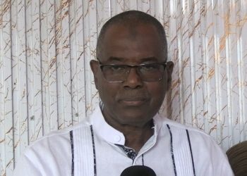 Eaux minérales conditionnées : Des nouvelles mesures du ministère du commerce et de l'industrie saluées par le président de l'UPEMGUI 7 Eaux minérales conditionnées : Des nouvelles mesures du ministère du commerce et de l’industrie saluées par le président de l’UPEMGUI